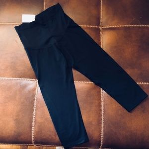 Pinkblush Pants - PinkBlush Active Maternity Black Stretchy Capris Pinkblush Pants - PinkBlush Active Maternity Black Stretchy Capris